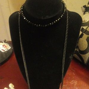 Beaded chain black